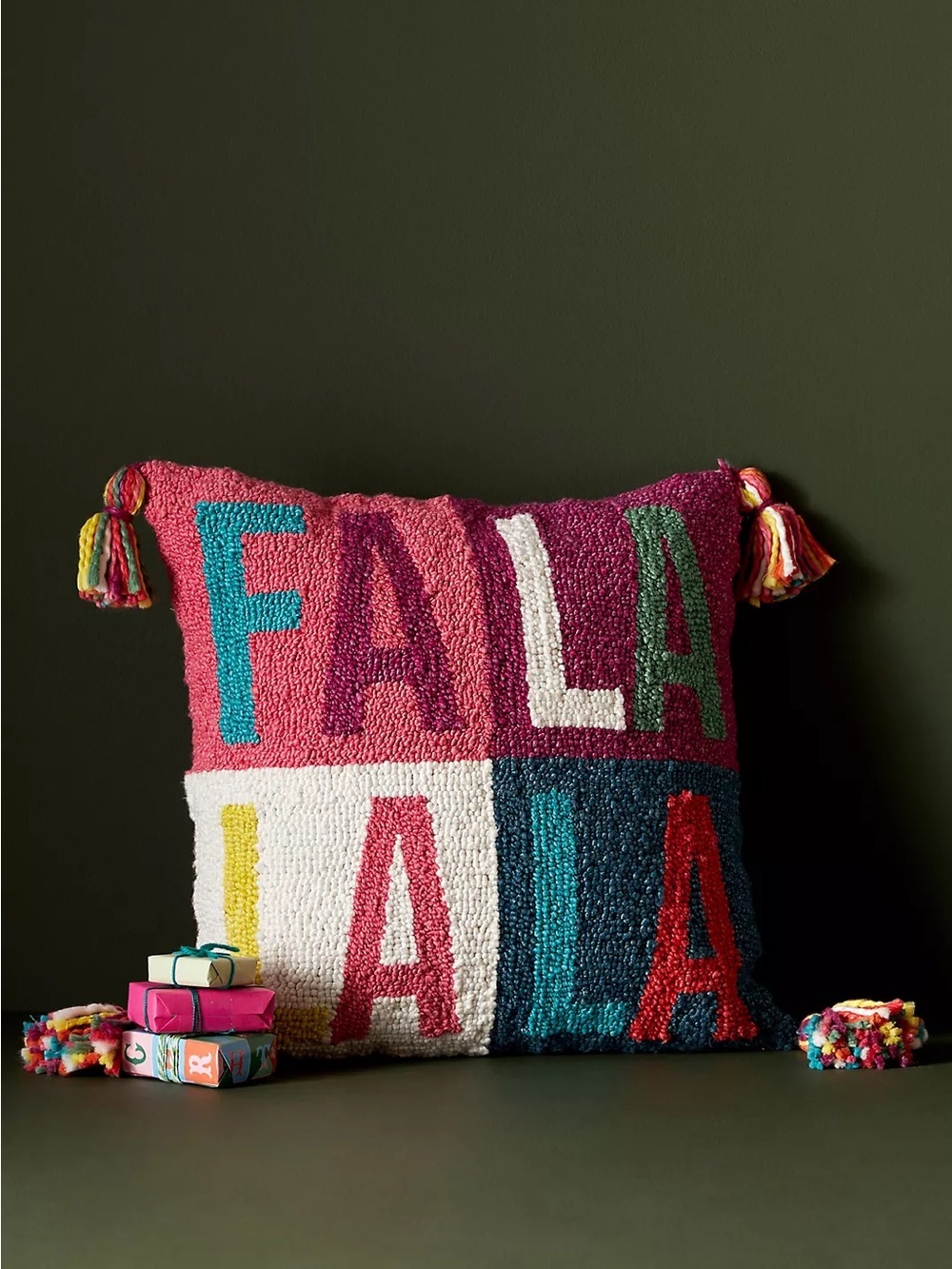 ANTHROPOLOGIE Season's
Greetings "Fa La La" Hooked Pillow Pink Christmas Holiday